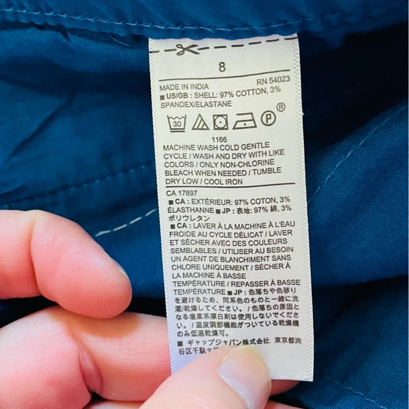 Banana Republic Girlfriend Fit Pants - Picture 5 of 5